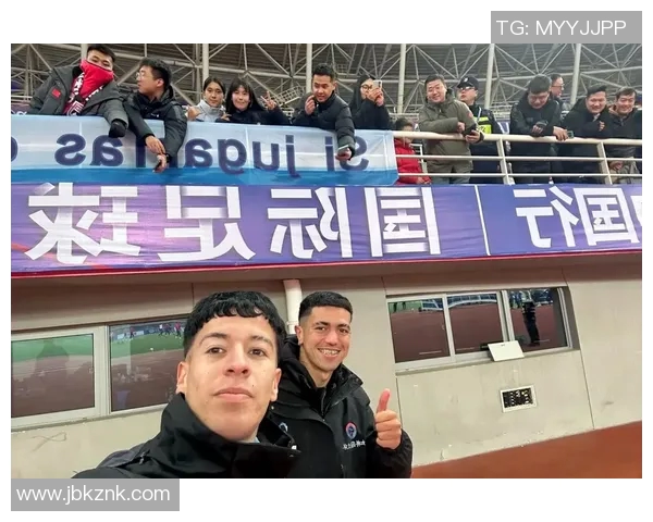 中国女足迎战乌拉圭队全力争胜展现实力与风采